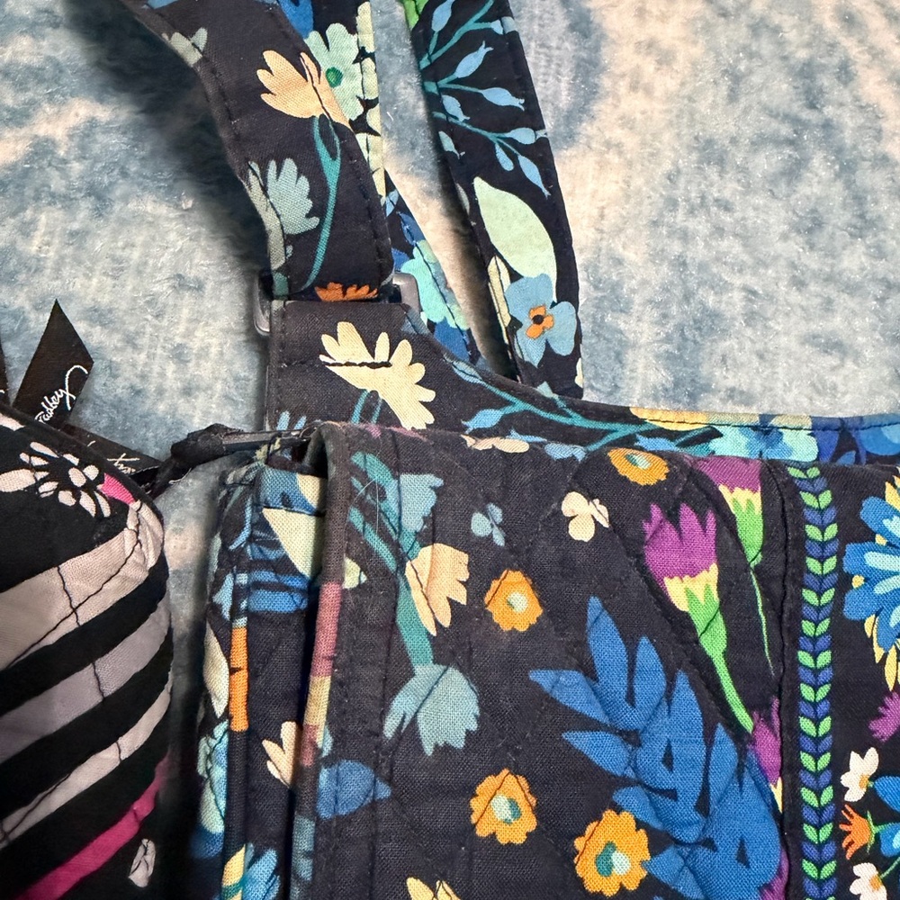 Two Vera Bradley Navy Floral and Black/White Geometric Patterned Women's Bags - Picture 11 of 12
